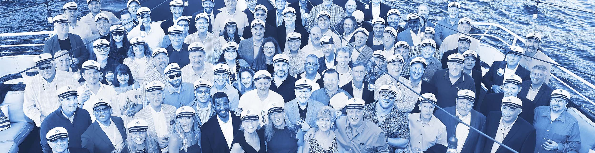 team-bluecrest-blue-banner-gr1